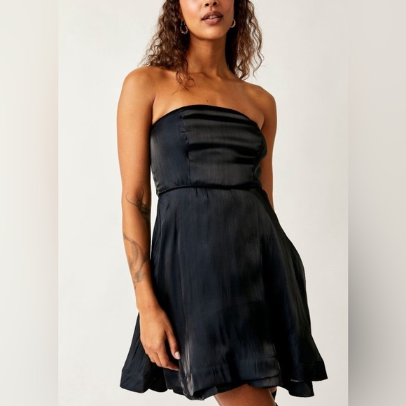 Free People Daisy Mini in Black size Large NWT - Picture 1 of 15